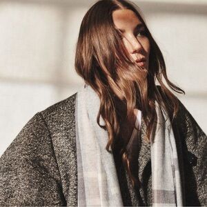 BNWT Love&Lore Super Soft Scarf